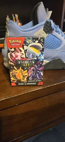 Pokemon TCG Scarlet & Violet Paldean Fates Booster Bundle, 6-Pack, New Sealed - Image 1