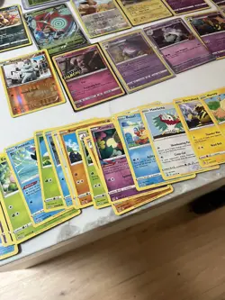 Huge 200+ Pokemon TCG Card Collection Lot with Vintage and 17 Holofoils - Image 4