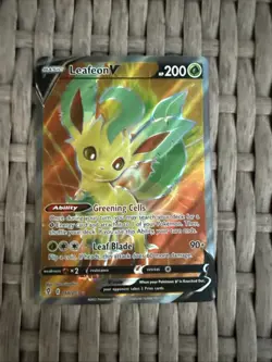 Leafeon V 166/203 Holo - Evolving Skies - Pokemon Trading Card Game TCG - NM - Image 1