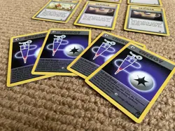 1999 Pokemon Unlimited Base Set Team Rocket Trainer Energy Card Bundle x18 Cards - Image 3