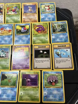 (30) Pokemon Non Holo Card VTG 1ST EDITION 1999 Lot Rare Kabuto Marowak Kingler - Image 4