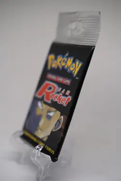 Pokemon Team Rocket Unlimited Booster Pack Factory Sealed WOTC 2000 Vintage TCG - Image 3