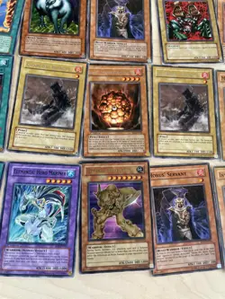 Yu-Gi-Oh! Lot Of 160 Cards Vintage 1996 Rare - Image 4