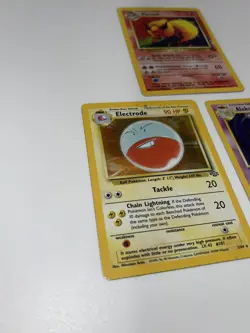 Pokemon Cards Lot Of 3 Holo Holographic HP Flareon Alakazam Electrode Vintage - Image 5