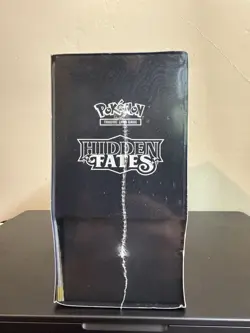 Pokemon TCG: Hidden Fates Elite Trainer Box - Sealed - Brand New! 820650804731 - Image 4