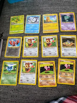 Lot of 65 Pokemon cards - Image 4