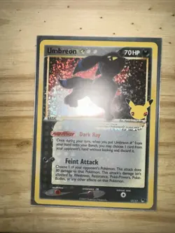 UMBREON GOLD STAR 17/17 - POKEMON CELEBRATIONS NEAR MINT EXCELLENT CONDITION - Image 2