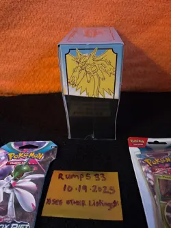 Pokemon Scarlet and Violet: Paradox Rift Roaring Moon ETB sealed + Lot - Image 5