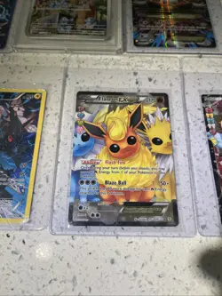 Pokemon TCG 7-Card Lot - Image 5