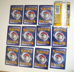 Open Charizard Base Set Booster w/ Pack Fresh Cards Electrode Ivysaur Bulbasaur - Image 5