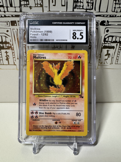 1999 | Pokemon Fossil | Moltres Holo | 12/62 | CGC 8.5 - Image 1