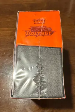 Pokemon Sword & Shield Vivid Voltage Elite Trainer Box - BRAND NEW - SEALED❗❗❗ - Image 5