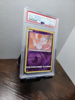 2019 POKEMON SUN & MOON HIDDEN FATES #32 MEW-REVERSE FOIL PSA 8 - Image 3