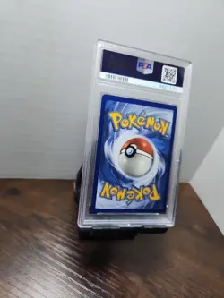 2019 POKEMON SUN & MOON HIDDEN FATES #32 MEW-REVERSE FOIL PSA 8 - Image 5