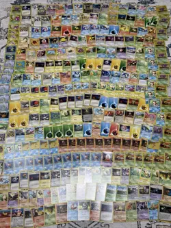 Huge Collection Bulk Lot Of 600+Pokemon Cards Vintage WOTC/D&P MP-NM💥 - Image 1