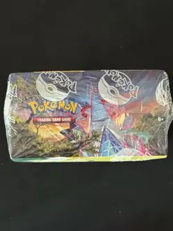 Pokemon Evolving Skies Booster Box Sword & Shield FACTORY SEALED in acrylic case - Image 3