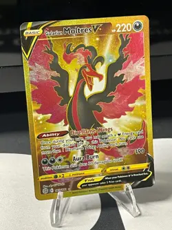 Glaraian Moltres V Gold Pokemon TCG Brilliant Stars 183/172 - Image 2