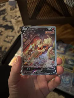 Flareon V SWSH179 SWSH: Sword & Shield Promo Cards Holo - Image 1