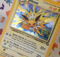 Pokemon TCG Jolteon Jungle 4/64 Holo Unlimited English Rare 1999 WOTC MP - Image 3