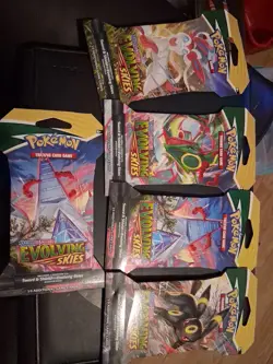 Lof of 5 Sealed Evolving Skies Booster Packs Pokemon TCG - Image 1