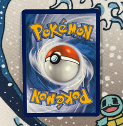 Flareon 136/165 Holo Rare Scarlet & Violet 151 Set Pokemon Card 2023 NM - Image 2