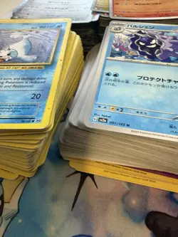 Pokemon Bulk Lot Of About 650 Cards From XY, S&M, SWSH + SV BW - Image 2