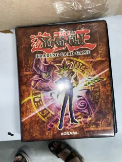Yu-Gi-Oh Vintage Collection Binder Book Trading Card Holder (1996) - Image 1