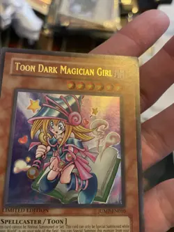 Yu-Gi-Oh! Toon Dark Magician Girl -JUMP-EN010- Ultra Rare - Limited Edition MP - Image 3