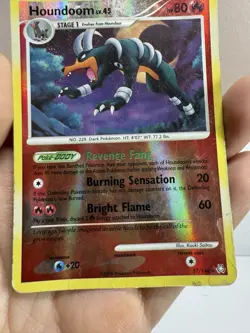 Pokemon Houndoom Legends Awakened 57/146 Reverse Holo Rare *Damaged* - Image 4