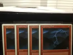 LIGHTNING BOLT x1 mtg LP-NM 4th Edition 1 Common UNPLAYED - Image 2