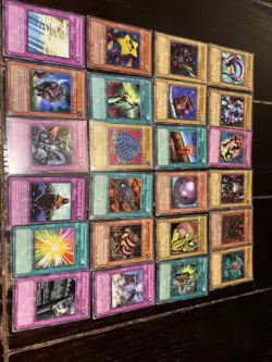 Yugioh Starter Deck Kaiba 90 Cards 1st Edition 1996 - Image 5