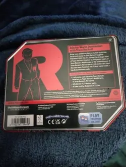 2025 Pokemon Red Team Rocket Tin Factory Sealed W/5 Booster Packs Mewtwo ex - Image 2