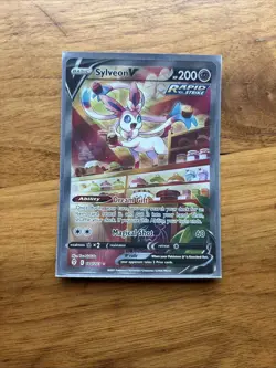 Sylveon V Alt Art Evolving Skies 184/203 Pokemon Card Holo Rare 2021 Near Mint - Image 3