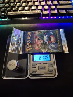 HEAVYU 21.05g Wizards of the Coast Pokemon Base Set Booster Pack 742818061582 - Image 1