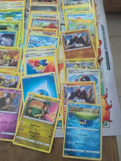 Lot Of 222 Pokemon Cards, Evolving Skies, Brilliant Stars, Journey Together, Etc - Image 2