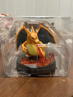 Charizard Pokemon Super Premium Card Display Figure Only - Image 1