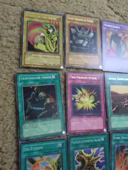 Yu-Gi-Oh Cards De-fusion Holo Shiny LOB LON SDK MRD Rare Lot - Image 4