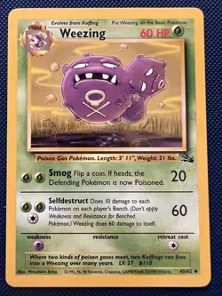 Weezing 45/62 Uncommon Fossil Non Holo Pokemon Card NM/LP - Image 1