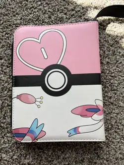 Pokemon TCG Pink White Sylveon Zip Up 55 Pages and Holds 440 Card Binder - Image 2