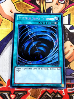 Mystical Space Typhoon lcjw-en285 1st Edition (VLP) Secret Rare Yu-Gi-Oh! - Image 1