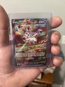 Sylveon V Alt Art Evolving Skies 184/203 Pokemon Card Holo Rare 2021 Near Mint - Image 1