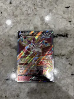 Sylveon V Alt Art Evolving Skies 184/203 Pokemon Card Holo Rare 2021 Near Mint - Image 2