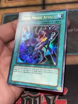 1996 Yu-Gi-Oh! 1st Edition Foil Dark Magic Attack #AST-095 Vintage Yugioh - Image 2