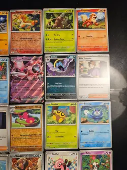 Pokemon 25 Card Bulk Lot | 5 Holo + 20 Common - Authentic TCG Collection (49) - Image 1