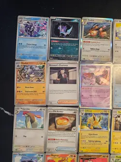 Pokemon 25 Card Bulk Lot | 5 Holo + 20 Common - Authentic TCG Collection (12) - Image 4