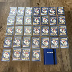 Complete Pokemon Jungle ultd common/uncommon set (33-64) NM/LP + 40 card binder - Image 3