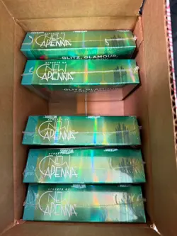 Wizards of the Coast Magic: The Gathering Streets of New Capenna Collector Box 195166122076 - Image 2