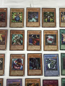 Yu-Gi-Oh TCG 1st Edition & Holo Vintage Card Lot Holos 1st Edition X35 Cards - Image 4