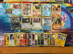 Vintage Pokemon Card Lot Holo Etc MP-Damaged Rayquaza Charizard Fire 900+ - Image 2