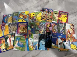 Lot Of 31 Vintage Pokemon Cards - Image 1